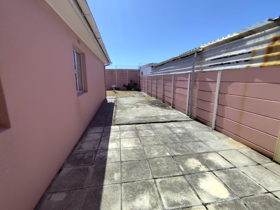 3 Bedroom Property for Sale in Ottery Western Cape